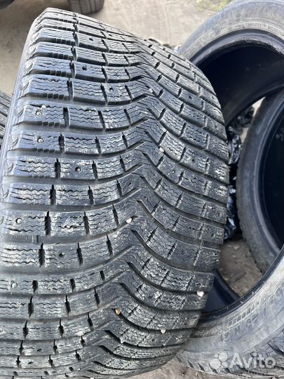 Michelin Latitude Alpin 265/40 R21 и 295/35 R21