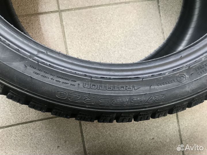 Nokian Hakkapeliitta R3 275/35 R20 102T