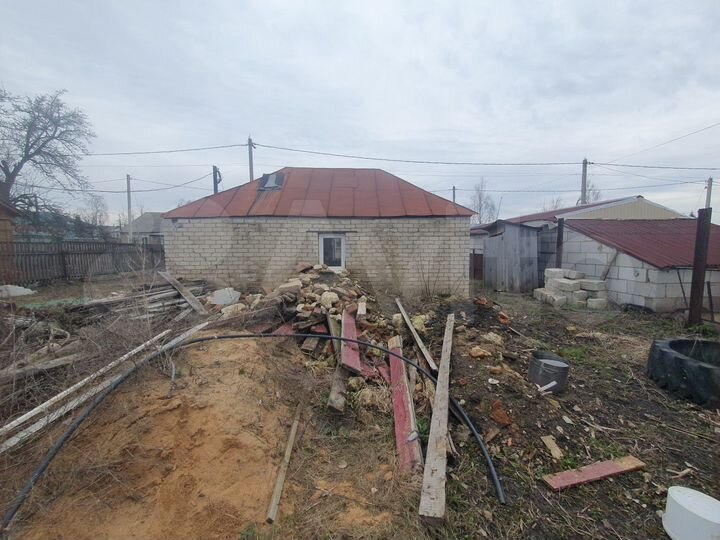 Дом 25 м² на участке 11 сот.