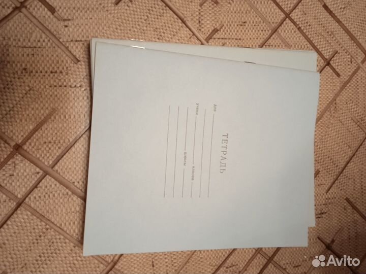 Тетради крупная клетка 12 листов