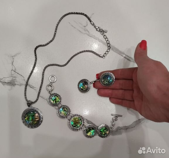 Бусы,серьги,калье