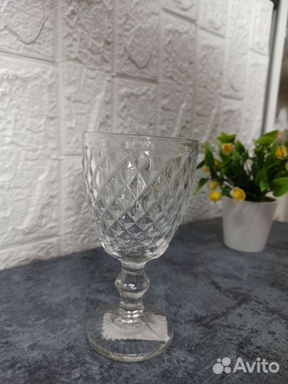 Набор бокалов для вина