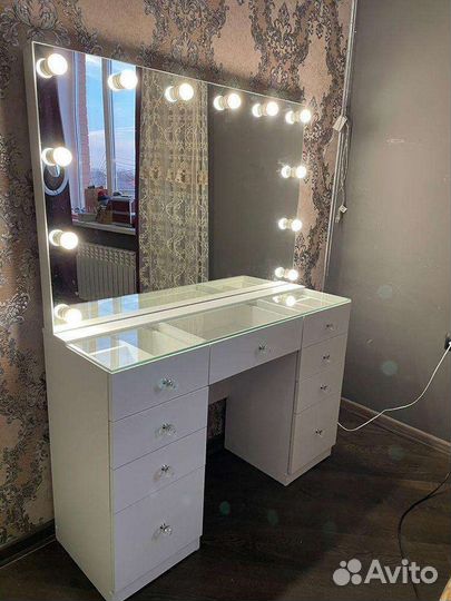 Изготовление мебели для салонов красоты и дома