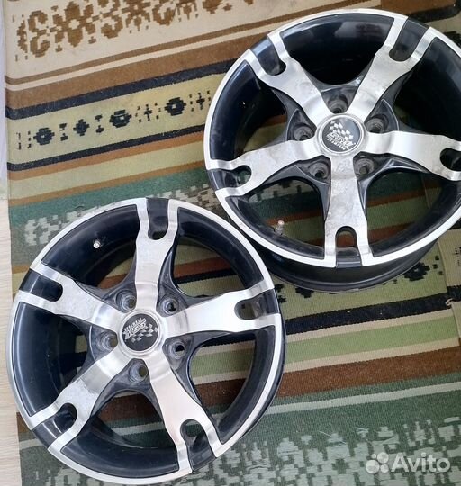 Продам литые диски