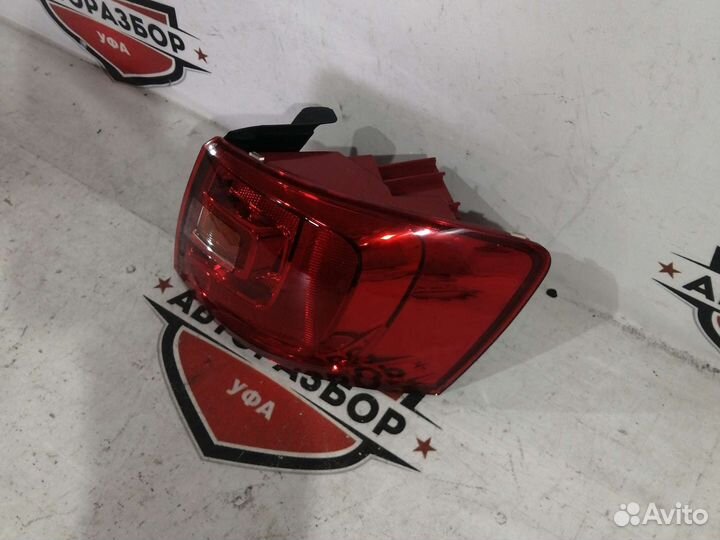 Фонарь внешний правый Volkswagen Jetta 6 11-14