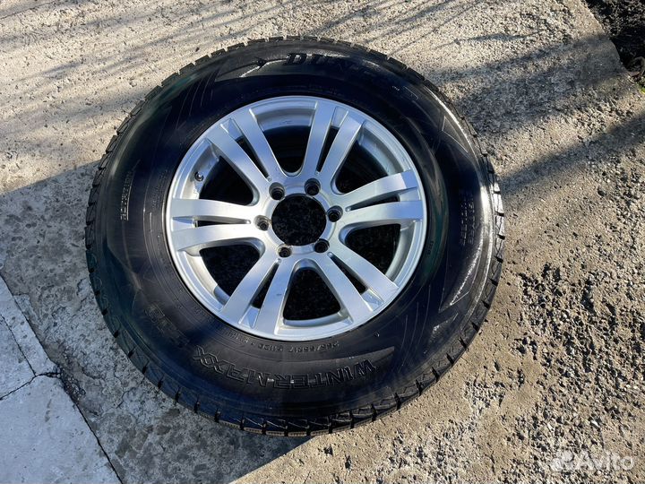 Dunlop winter maxx sj8 265 65 r17