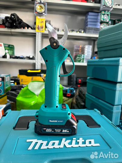 Секатор садовый аккумуляторный