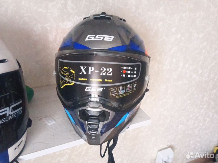 Мотоциклетный шлем GSB