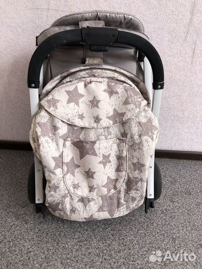 Прогулочная коляска трость