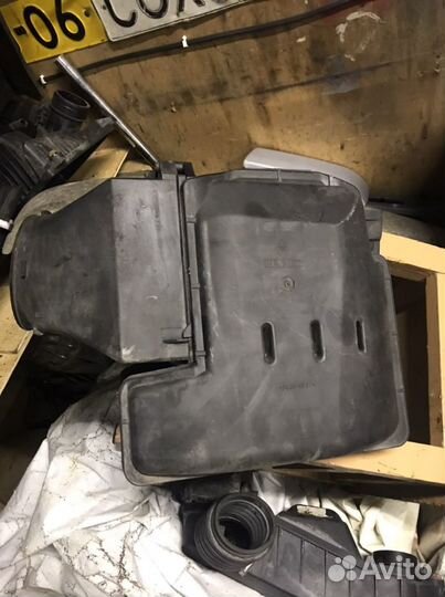 Корпус воздушного фильтра Renault Megane 2 1,4