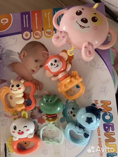 Мобиль на кроватку новый