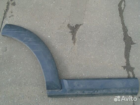 Discovery 3 расширитель задн прав двери DGP000144