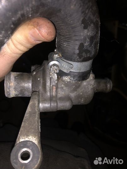 Honda CBR919RR Fireblade термостат