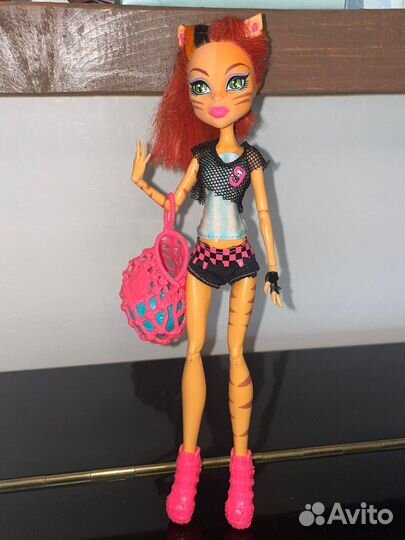 Кукла Монстер Хай торалей страйп в спорте