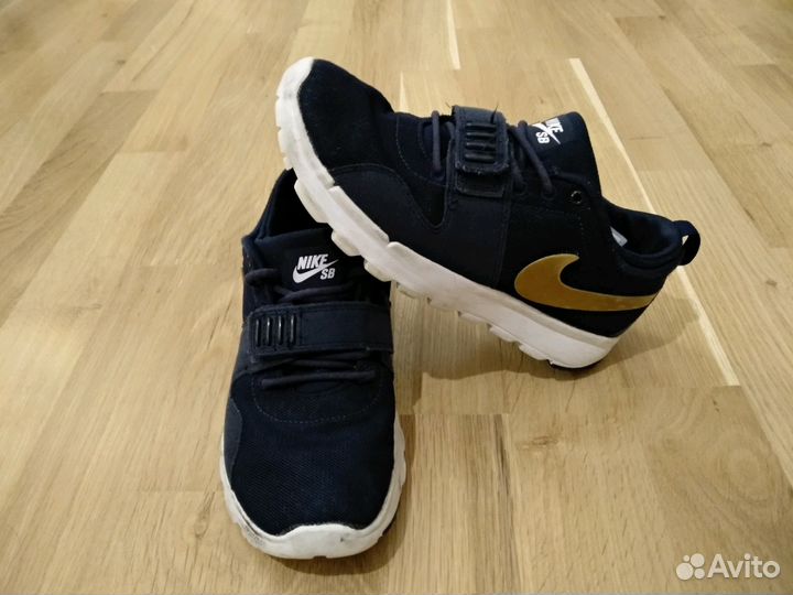 Кроссовки Nike 37р