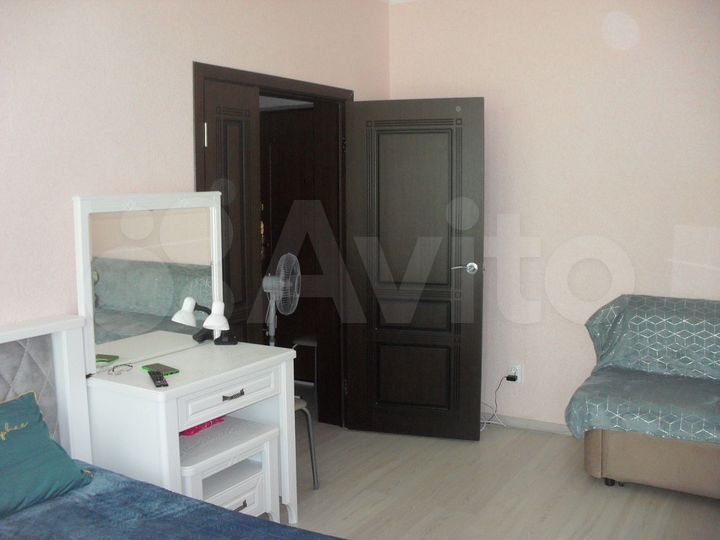 1-к. квартира, 42 м², 4/7 эт.