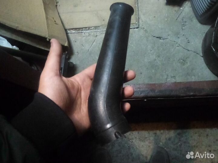 Воздушный фильтр остал. Носик ваз 2107