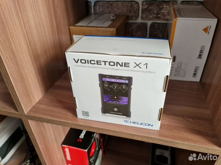 TC Helicon Voicetone X1 педаль эффекта Новая