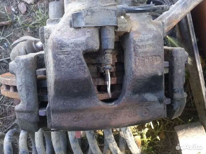 Суппорт Мерседес CLK-208. R170