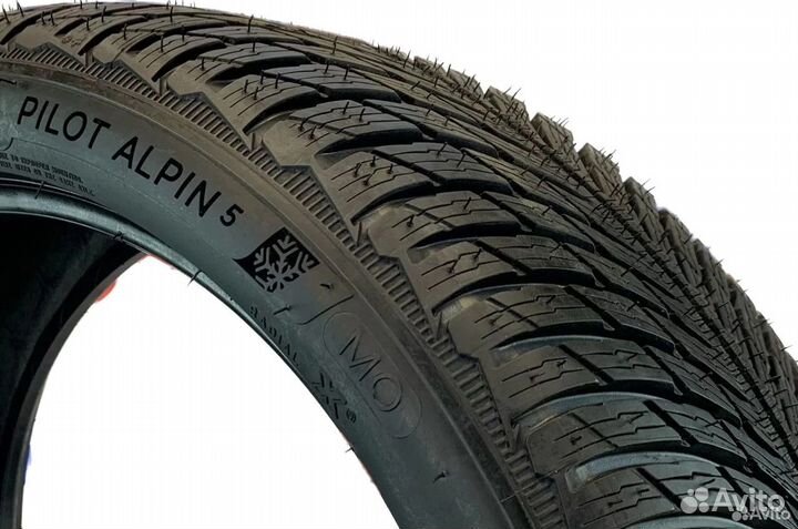 Michelin Alpin A5 275/40 R22 108V