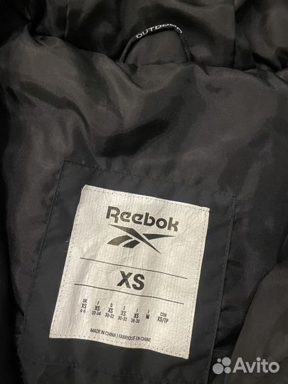 Куртка Reebok. Размер XS