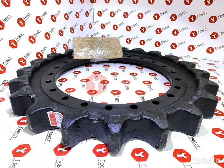 Звезда ведущая Case CX240LR 165181A1