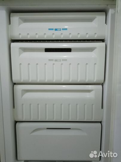 Холодильник бу с большой морозильной камерой