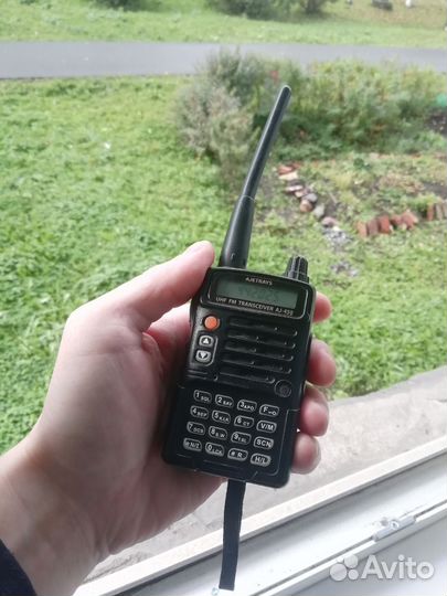 Носимая радиостанция Ajetrays AJ-450