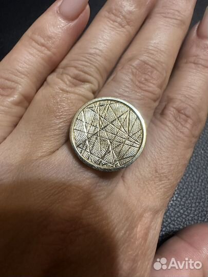 Золотое кольцо монетка