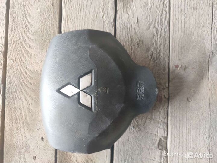 Заглушка для руля митсубиси лансер