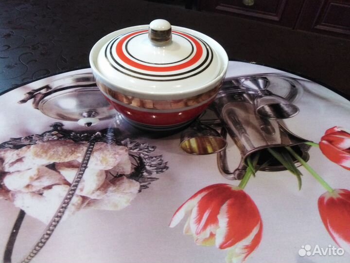 Посуда двух видов, времён СССР