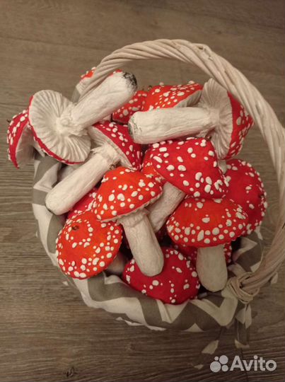 Ёлочные игрушки. Грибы