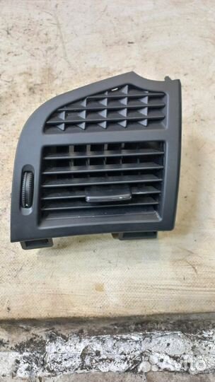 Воздуховод в торпедо правый Mercedes-Benz S-Class