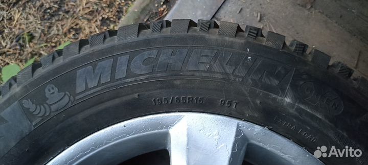 Michelin X-Ice North 3 65/95 R15