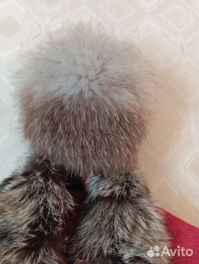 Меховой воротник чернобурка