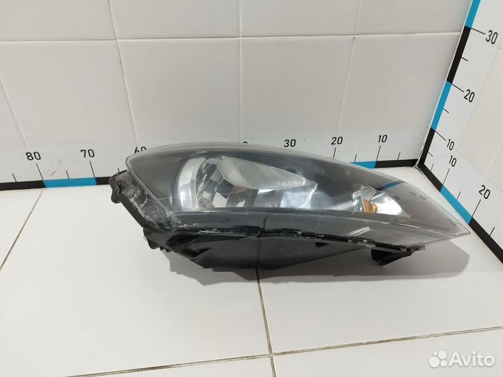Фара правая VW polo (SED RUS) (2011)