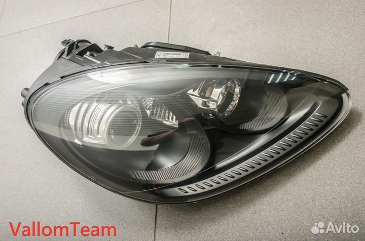 Лот AL26071 Фары адаптивные передние Porsche Cayen