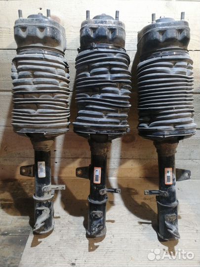 Стойка задняя Lexus RX-300