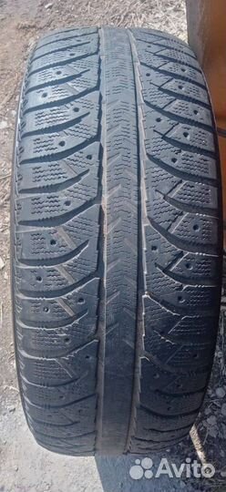 Bridgestone Ice Cruiser 7000 285/60 R18 T