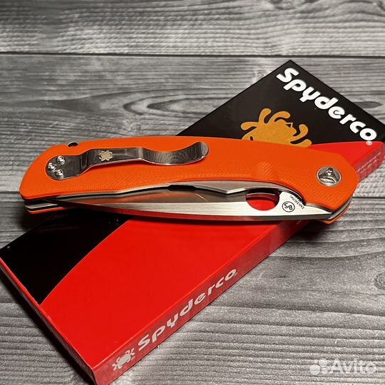Нож Spyderco Subvert Orange