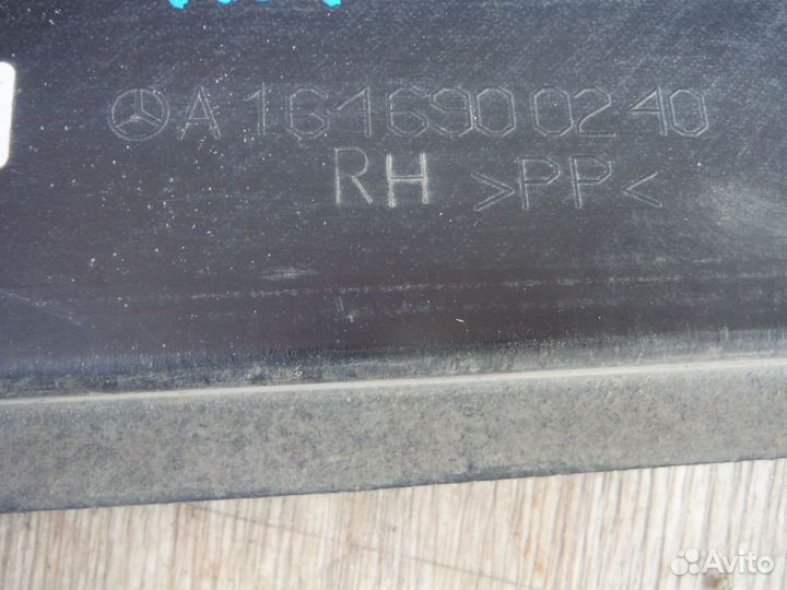 Порог накладка правый Mercedes ML W164 2009