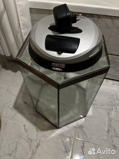 Аквариум с крышкой