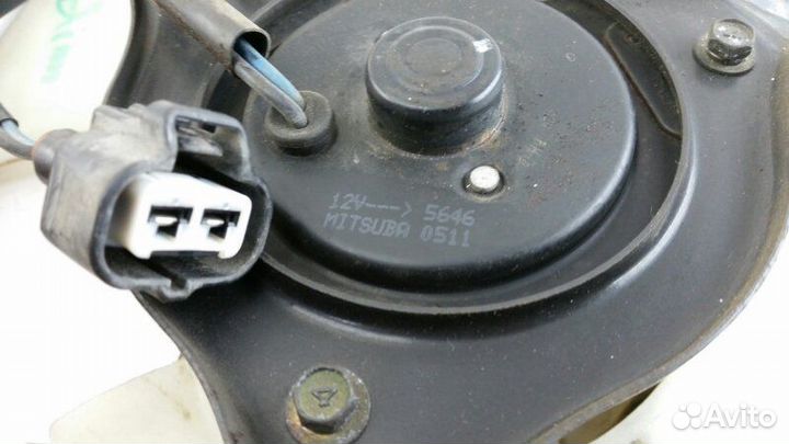 Диффузор радиатора Mitsubishi Dion CR6W 4G94 2002