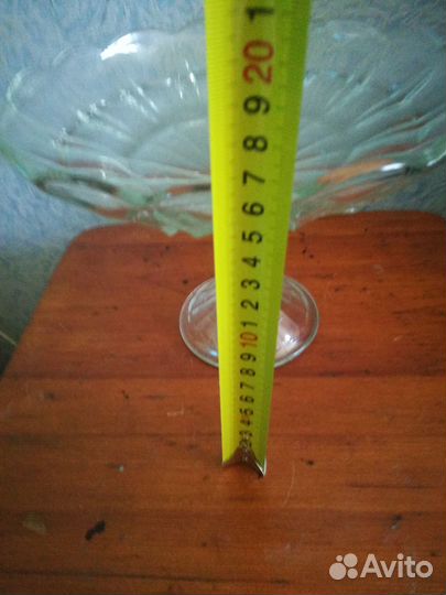 Хрустальная ваза для фруктов на ножке и др