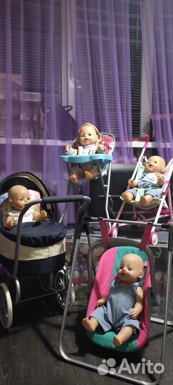 Набор кукол с одеждой и аксессуарами