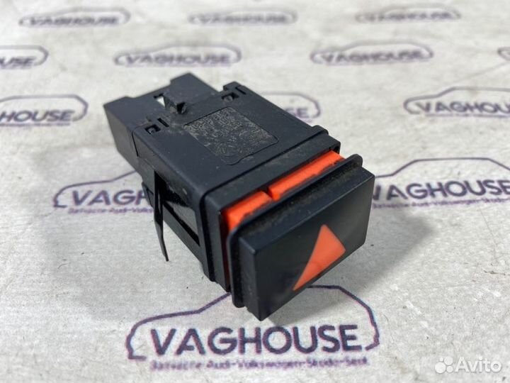 Кнопка аварийной сигнализации Porsche Cayenne 955