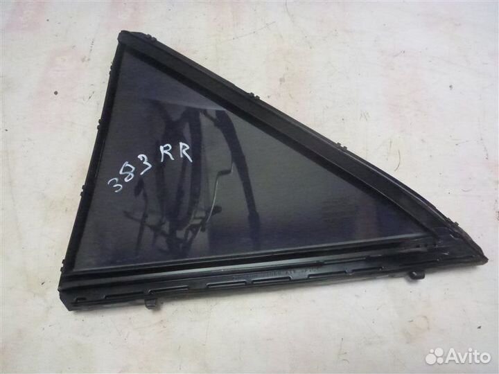 Стекло заднее правое Toyota Camry ASV50 2AR-FE