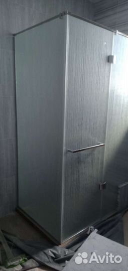 Изготовление и установка душевых кабин/перегородок
