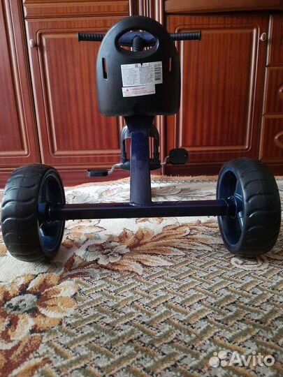 Детский трехколесный велосипед