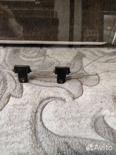 Стекло двери заднее правое на Hyundai Solaris 2